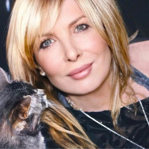 Marie Johanne Croteau con su gato